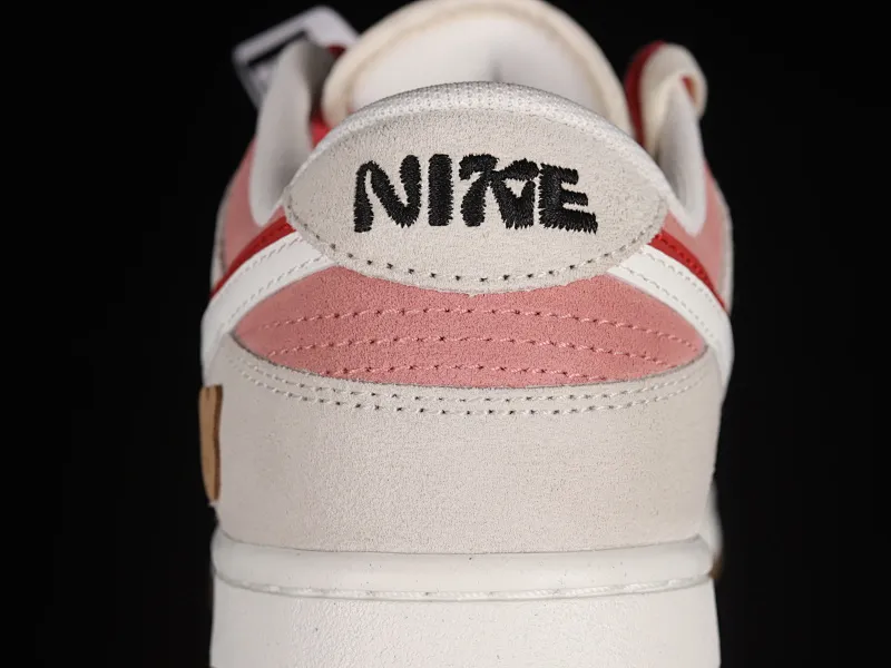 All Categories Nk SB Dunk Series Nk SB Dunk Low Low-top Sneakers Nk Dunk Low SE 2023 Year of the Rabbit Limited SB Smashed Backboard Fashion Casual Sneakers DO9457-117